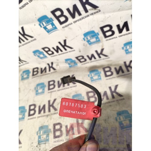 Датчик уровня охлаждающей жидкости Mercedes Actros 477903 (503)-3