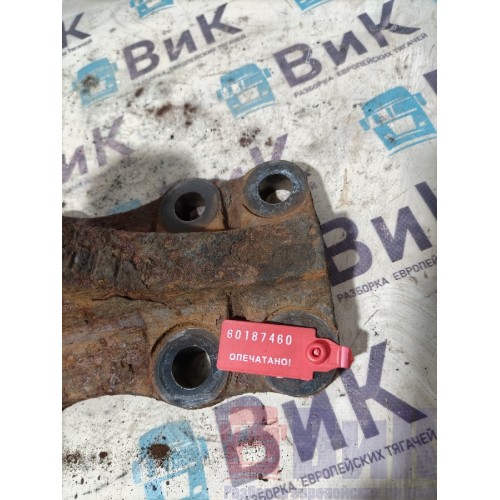 Кронштейн V-образной тяги Mercedes Actros 477903 LH (460)-1