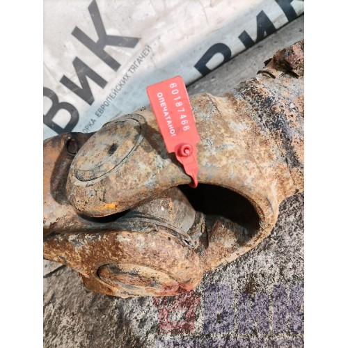 Карданный вал Mercedes Actros 477903 200/133см (1 крестовина под замену) (466)-3