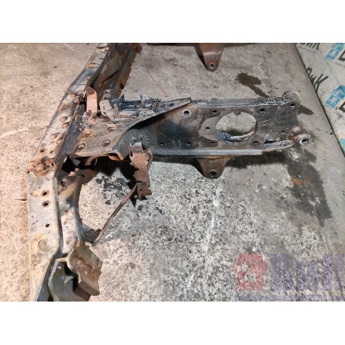 Усилитель бампера Mercedes Actros 477903 в сборе (461)-7