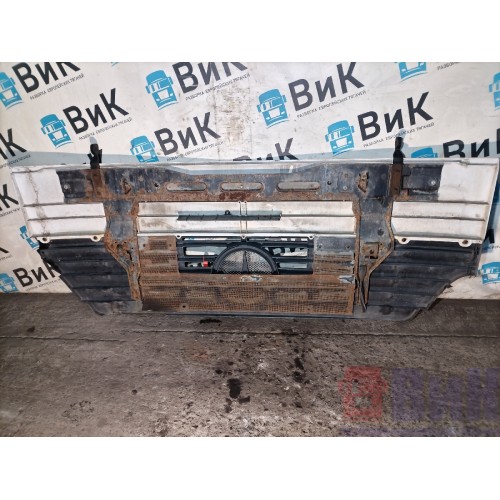 Капот Mercedes Actros 477903 с деф. (391)-3