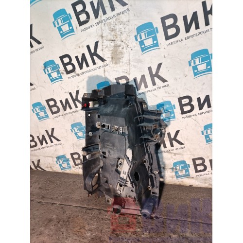 Корпус фары Volvo FM 666220 LH (385)-1