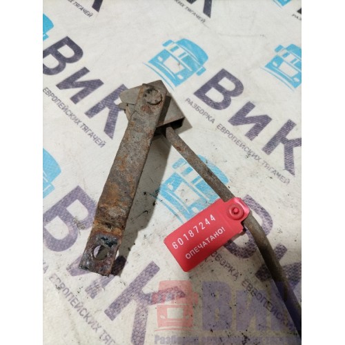 Тяга крана уровня пола Volvo FM 666220 задний мост (244)-1