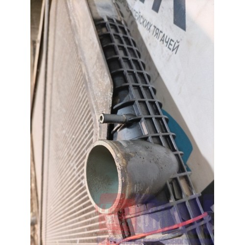 Радиатор основной Volvo FM 666220 (деф.болтов) (171)-6