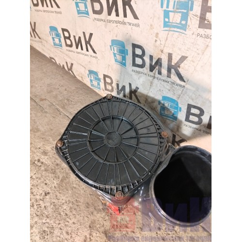 Корпус воздушного фильтра Volvo FM 666220 (131)-3