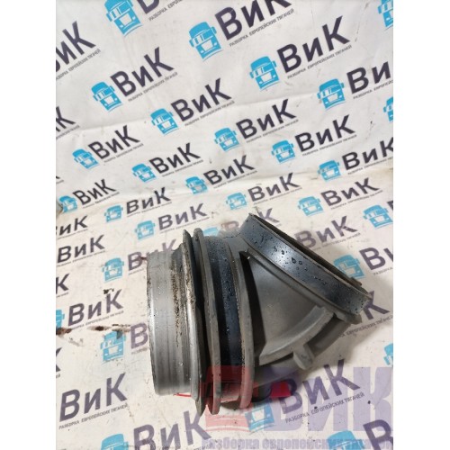 Патрубок воздушного фильтра Volvo FM 666220 резиновый (135)