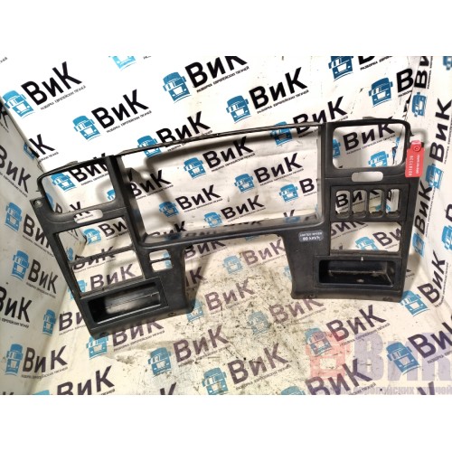 Накладка на панель приборов Scania 5 (336)