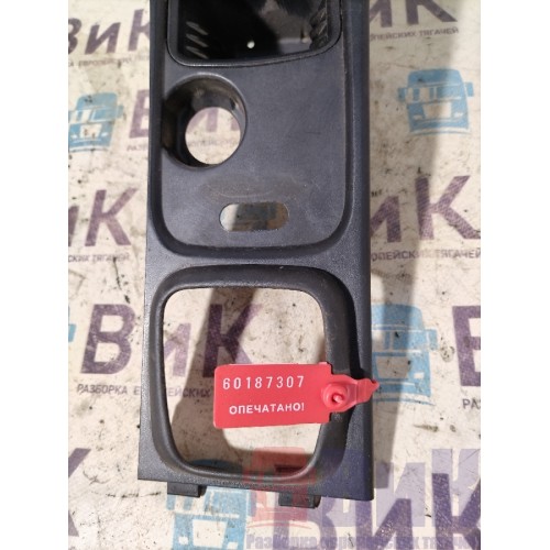 Накладка на ручник Scania 5 (307)-1