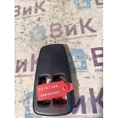 Рамка блока комфорта Scania 5 (306)-1