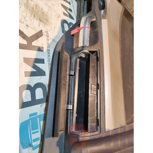 Обшивка (карта) двери MAN TGX 635933 LH (деф.) (215)-1