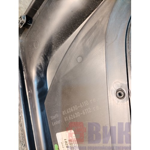 Обшивка (карта) двери MAN TGX 635933 RH (198)-2