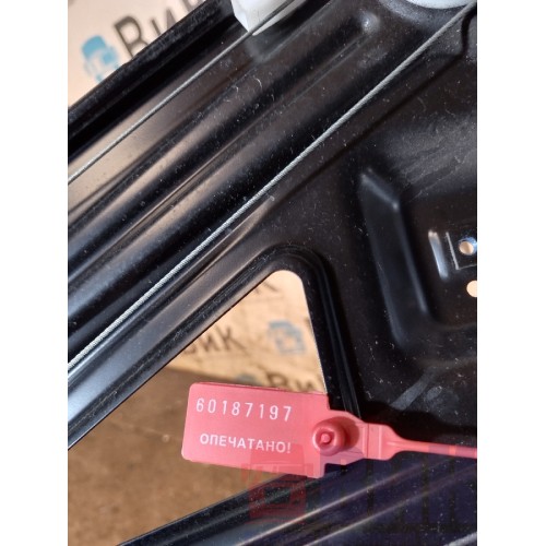 Механизм стеклоподъемника MAN TGX 635933 RH (197)-1