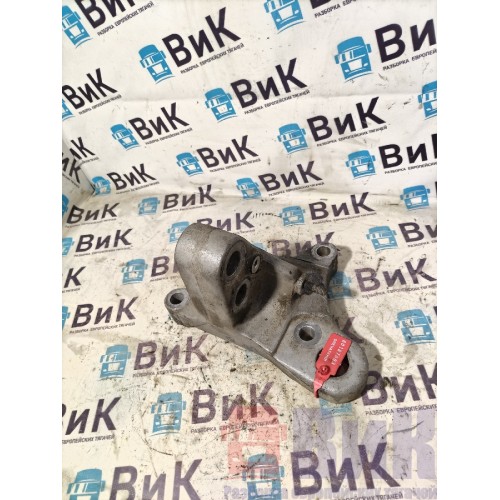 Кронштейн двигателя Volvo FM 666220 D13A RH (003)-1