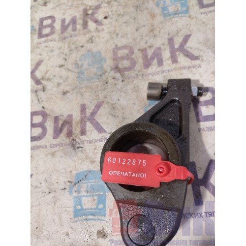 Рокер выпускной Volvo FM 666220 D13A (875)-3