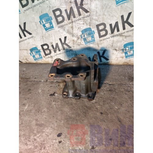 Кронштейн (проставка) ГУРа DAF 105 848404 (941)