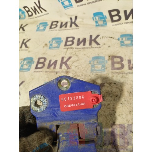 Петля двери DAF 105 848404 нижняя RH (886)-2