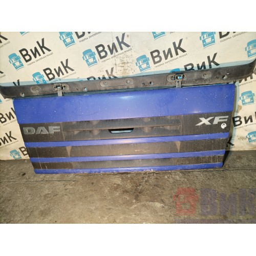 Капот DAF 105 848404 в сборе с жабо и замками (850)