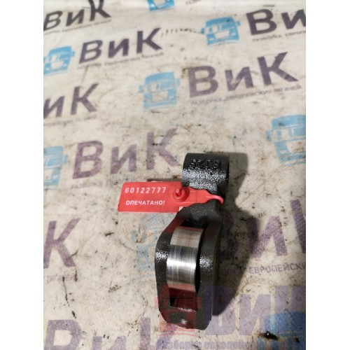 Роликовый толкатель (маленький) Scania R6 XPI DC13 156776 (777)-4