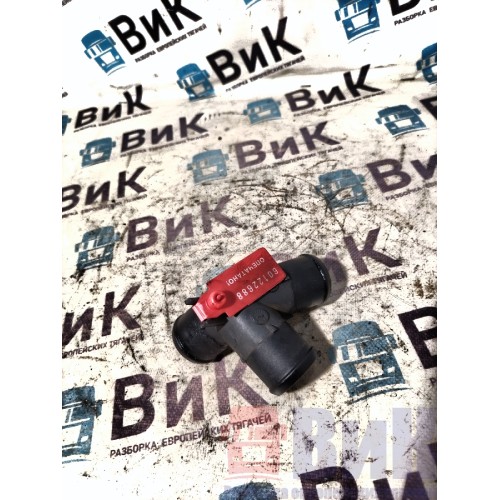 Тройник вентиляции картерных газов Scania R6 XPI DC13 156776 (688)