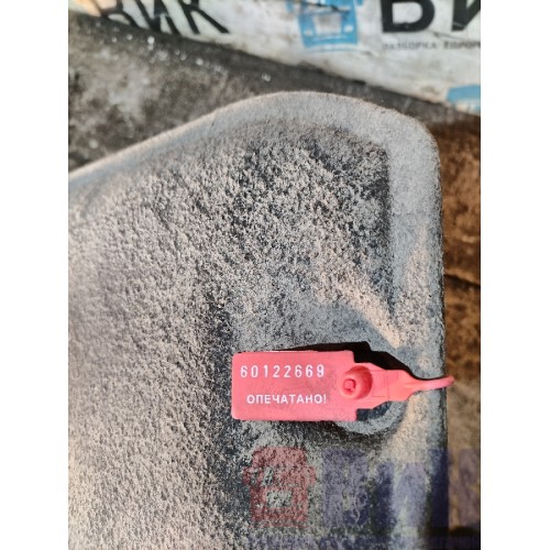 Пыльник двигателя  MAN TGX 581013 с кабины LH (669)-2