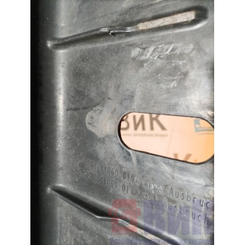 Крышка ящика MAN TGX 581013 с деф. (853)-3