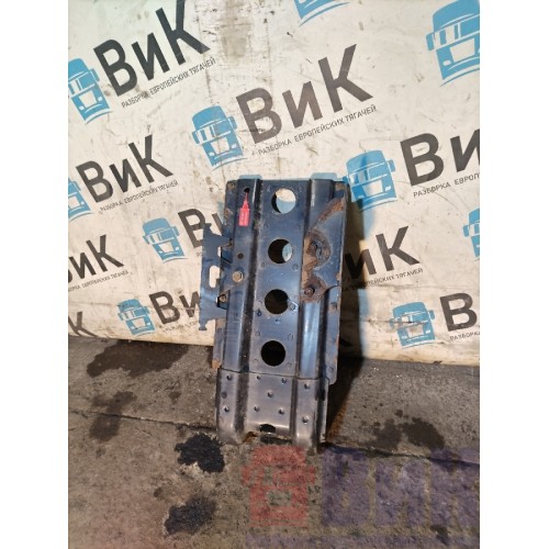 Кронштейн крыла переднего MAN TGX 581013 деф. (566)