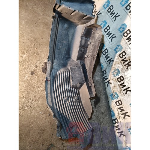 Подкрылок под кабину MAN TGX 581013 LH деф. (631)-4