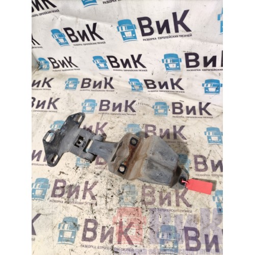 Петля капота MAN TGX 581013 (541)-3