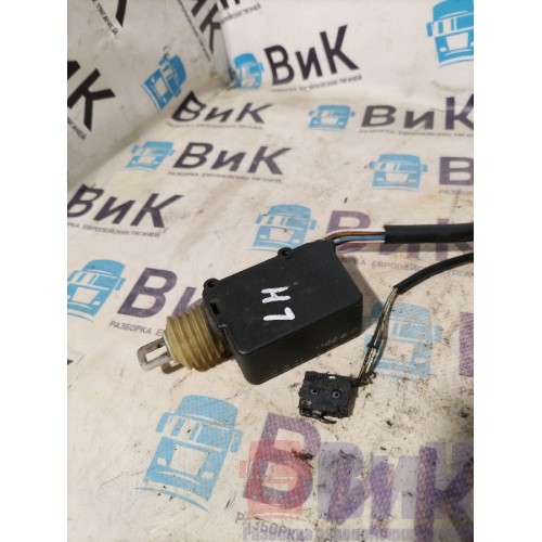 Доводчик замка двери MAN TGX 581013 (475)-3