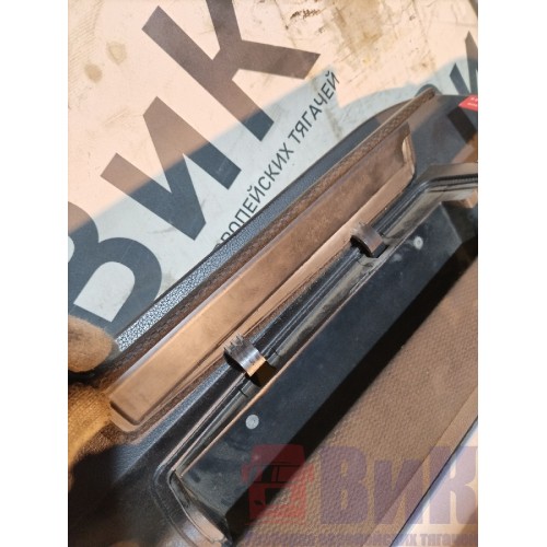 Обшивка (карта) двери MAN TGX 581013 LH деф. (409)-3