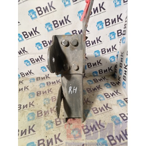 Кронштейн торсиона кабины Sitrak C7H 611827 в сборе RH (299)