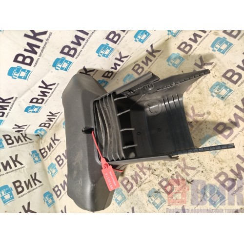 Кожух рулевой колонки Sitrak C7H 611827 (213)-3