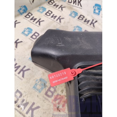 Кожух рулевой колонки Sitrak C7H 611827 (213)-5