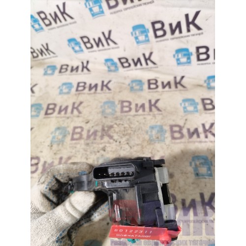 Замок двери Sitrak C7H 611827 RH (311)-3