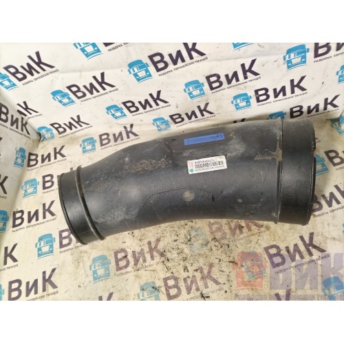 Патрубок воздушного фильтра Sitrak C7H 611827 (902)