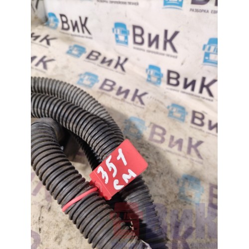 Провод силовой Sitrak C7H 611827 351см (260)-2