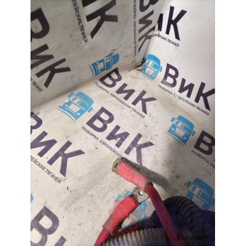 Провод силовой Sitrak C7H 611827 445см (259)-3