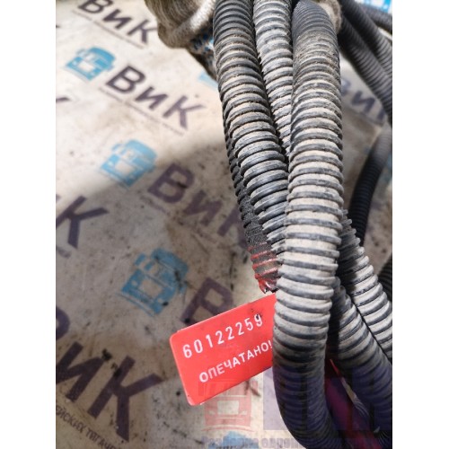 Провод силовой Sitrak C7H 611827 445см (259)-2