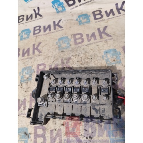 Коробка распределительная  Sitrak C7H 611827 (017)-2