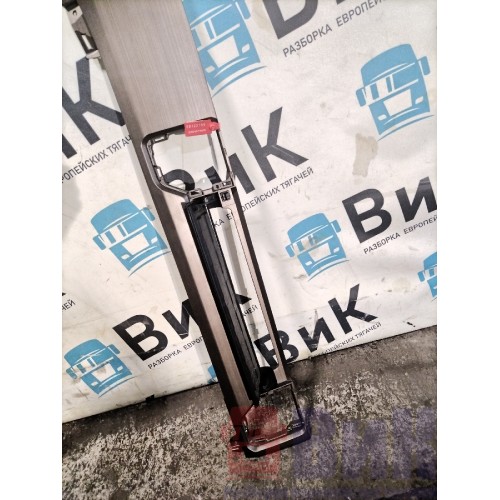 Накладка на торпедо Sitrak C7H 611827 (155)-2