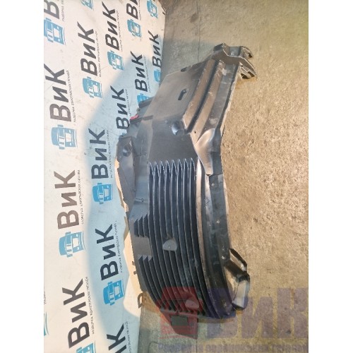 Подкрылок под кабину Sitrak C7H 611827 LH с деф. (167)-2