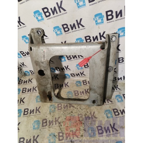 Кронштейн глушителя Sitrak C7H 611827 (111)