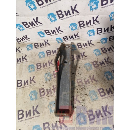 Кронштейн передней подушки кабины Sitrak C7H 611827 (063)-1