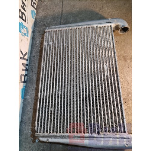 Интеркулер Scania P114 100034 (826)-4