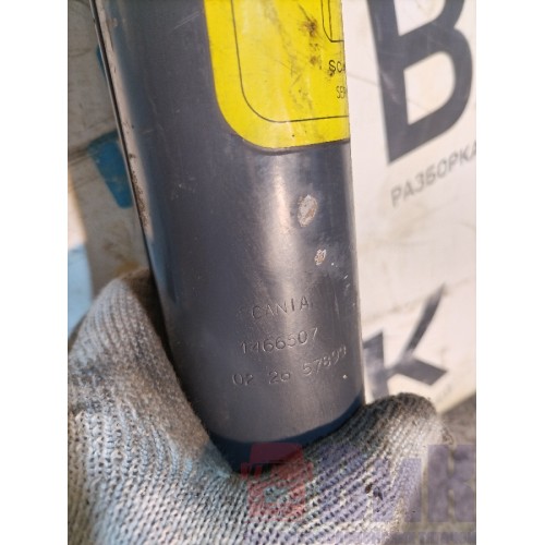 Цилиндр подъема кабины Scania P114 100034 (815)-2