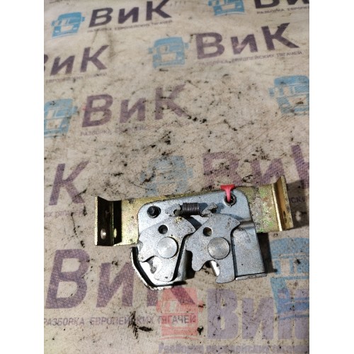 Замок инструментального ящика DAF 105 XF 943531 RH (748)-2