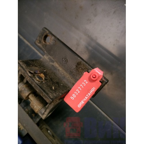 Капот DAF 105 XF 943531 с жабо,замками,петлями и упорами деф. ориг. (732)-3