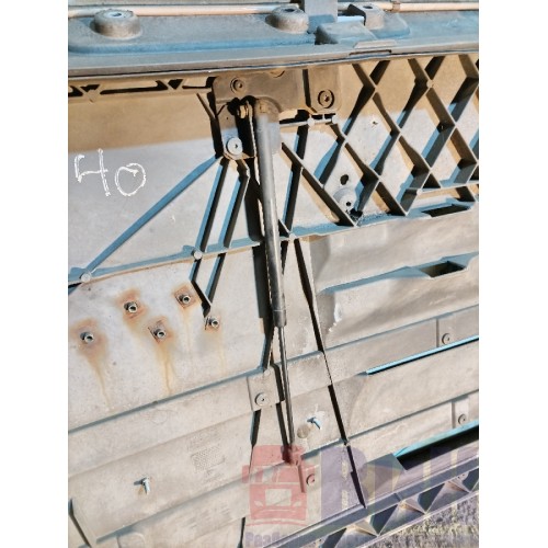 Капот DAF 105 XF 943531 с жабо,замками,петлями и упорами деф. ориг. (732)-6