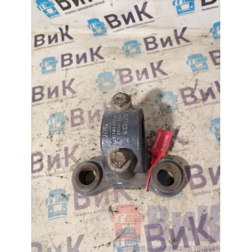 Кронштейн переднего стабилизатора Renault T 002550 (616)