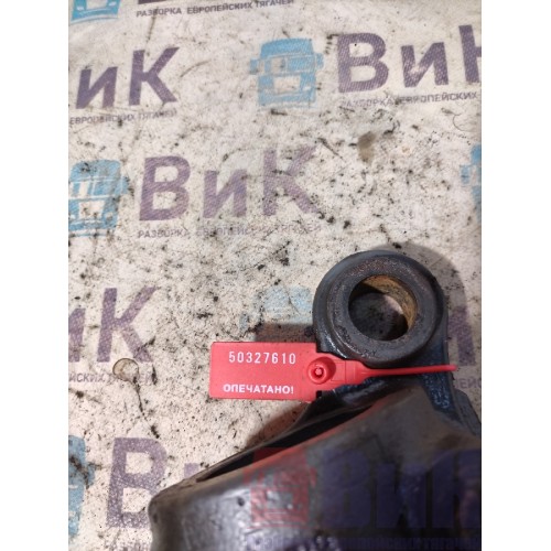 Кронштейн переднего стабилизатора Renault T 002550 (610)-1